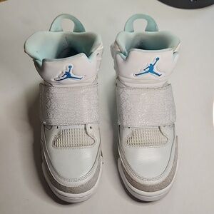 Size 7Y - Nike Air Jordan Son of Mars GS Pure Platinum 512242-016